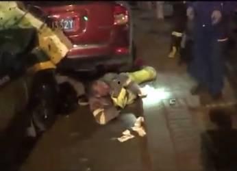 吃瓜群众合力救人视频播放,瓜民合力演绎感人救援瞬间